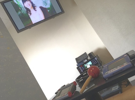 今日は2人でカラオケ